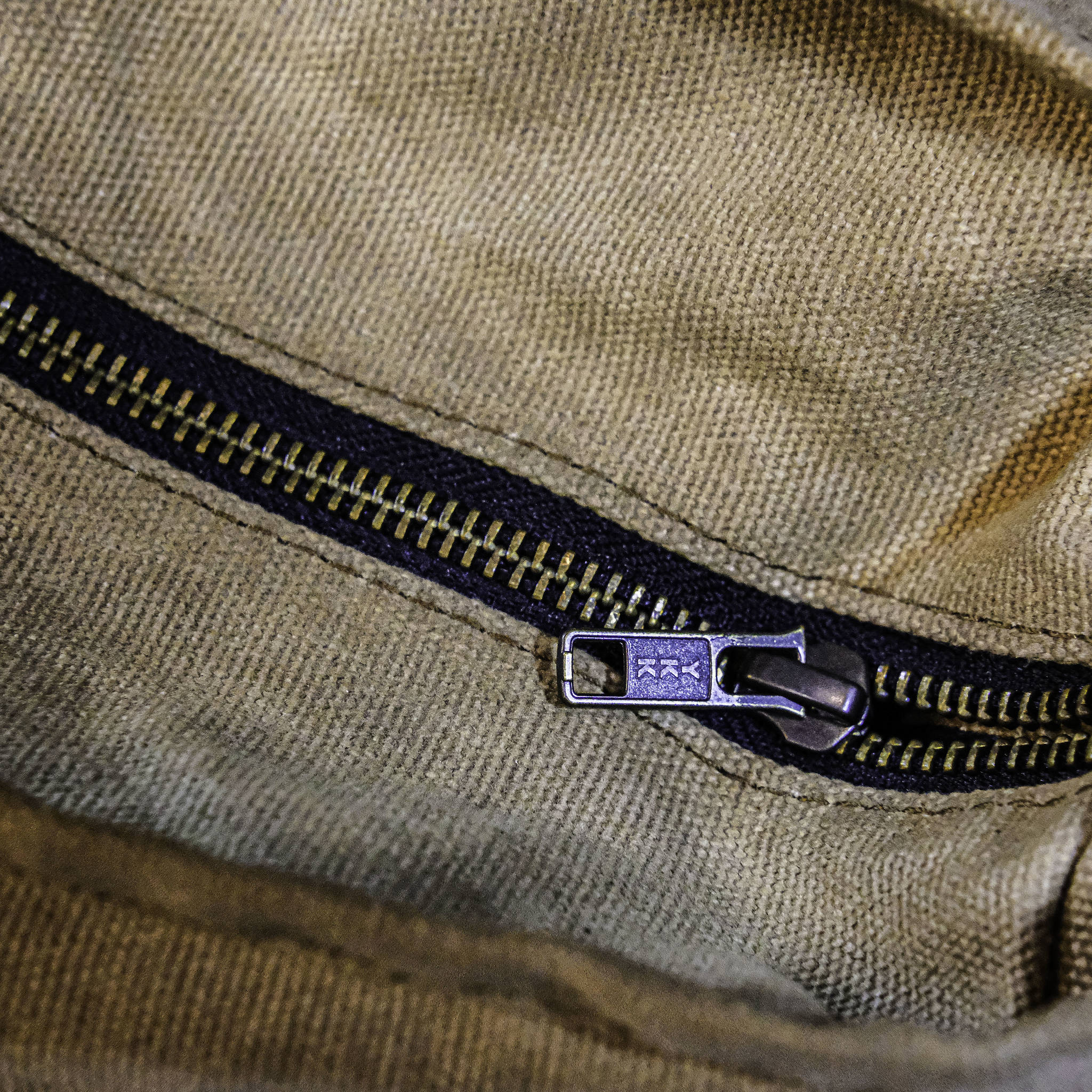 Zipper Tote